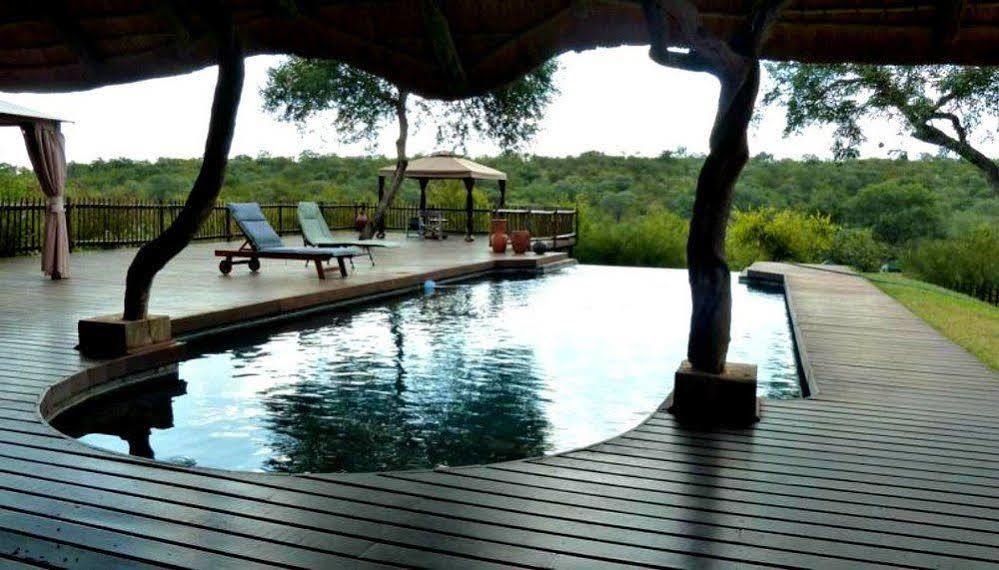 Muweti Bush Lodge Grietjie Game Reserve ภายนอก รูปภาพ